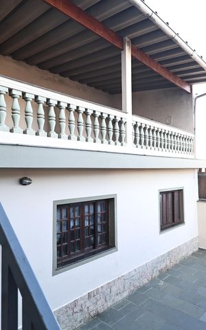 Casa à venda com 156m², 2 quartos e 3 vagas Casa à venda com 156m², 2 quartos e 3 vagasCasa 2