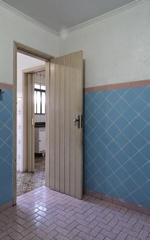 Casa à venda com 156m², 2 quartos e 3 vagas Casa à venda com 156m², 2 quartos e 3 vagasBanheiro