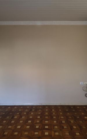 Casa à venda com 156m², 2 quartos e 3 vagas Casa à venda com 156m², 2 quartos e 3 vagasSala