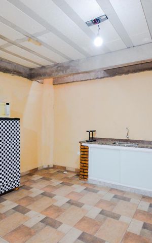 Casa à venda com 150m², 2 quartos e 4 vagasGaragem