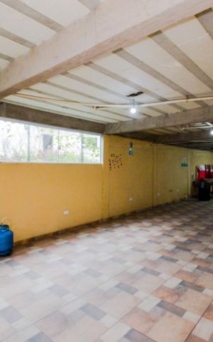Casa à venda com 150m², 2 quartos e 4 vagasGaragem