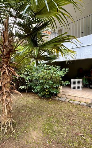 Casa à venda com 328m², 4 quartos e 2 vagas