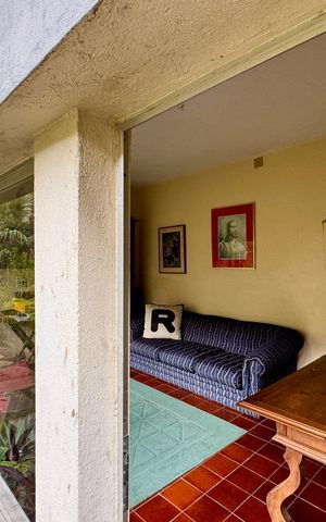 Casa à venda com 328m², 4 quartos e 2 vagas