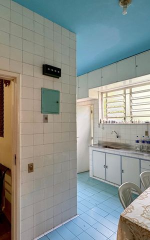 Casa à venda com 328m², 4 quartos e 2 vagas