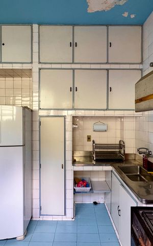 Casa à venda com 328m², 4 quartos e 2 vagas