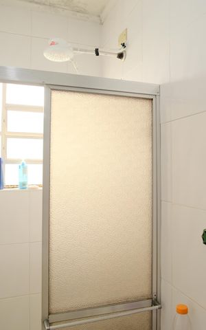 Casa à venda com 90m², 2 quartos e sem vagaBanheiro