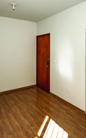 Apartamento para alugar com 55m², 2 quartos e 1 vagaSala