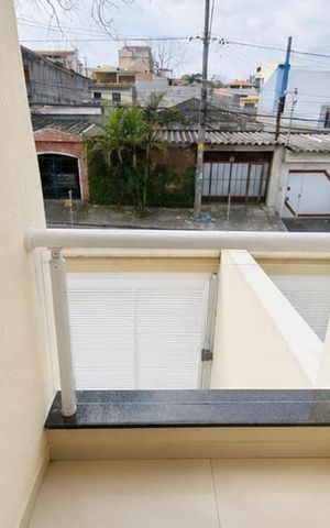 Casa de condomínio para alugar com 56m², 2 quartos e 1 vaga Casa de condomínio para alugar com 56m², 2 quartos e 1 vagaVaranda