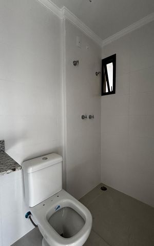 Apartamento à venda com 56m², 2 quartos e 2 vagas Apartamento à venda com 56m², 2 quartos e 2 vagasBanheiro