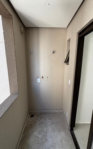 Apartamento à venda com 56m², 2 quartos e 2 vagas Apartamento à venda com 56m², 2 quartos e 2 vagasVaranda - Área de Serviço