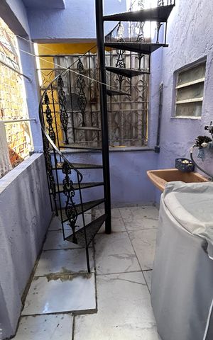 Casa à venda com 80m², 2 quartos e sem vagaÁrea de Serviço