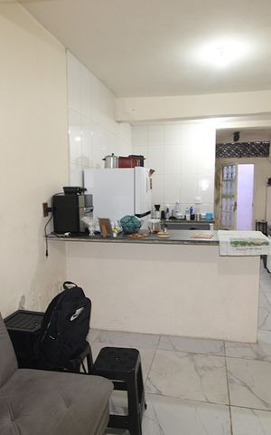 Casa à venda com 80m², 2 quartos e sem vagaSala