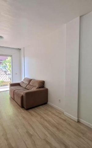 Apartamento à venda com 83m², 2 quartos e 1 vaga