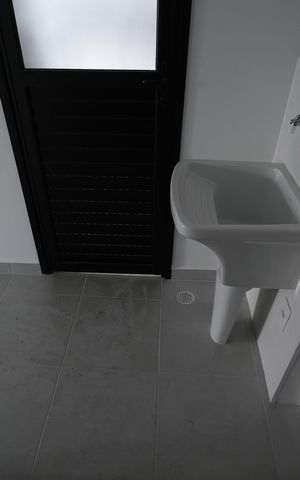 Apartamento à venda com 64m², 2 quartos e 1 vagaÁrea de Serviço