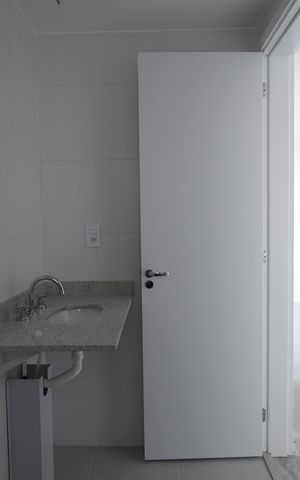 Apartamento à venda com 64m², 2 quartos e 1 vagaBanheiro Social