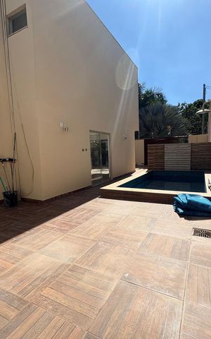 Casa à venda com 105m², 3 quartos e 3 vagas