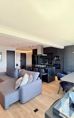 Apartamento à venda com 78m², 2 quartos e 1 vaga Apartamento à venda com 78m², 2 quartos e 1 vagaSala