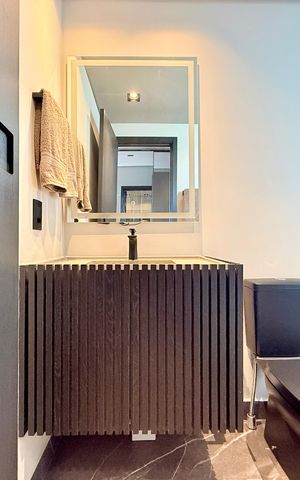Apartamento à venda com 78m², 2 quartos e 1 vaga Apartamento à venda com 78m², 2 quartos e 1 vagaBanheiro Suíte 1