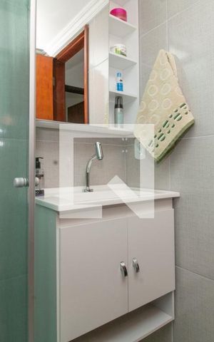 Apartamento à venda com 64m², 2 quartos e 2 vagas Apartamento à venda com 64m², 2 quartos e 2 vagasBanheiro