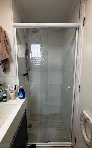 Apartamento à venda com 48m², 2 quartos e 1 vaga Apartamento à venda com 48m², 2 quartos e 1 vagaBanheiro