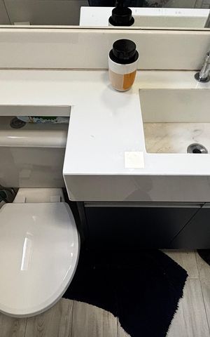 Apartamento à venda com 48m², 2 quartos e 1 vaga Apartamento à venda com 48m², 2 quartos e 1 vagaBanheiro