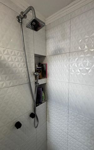 Apartamento à venda com 48m², 2 quartos e 1 vaga Apartamento à venda com 48m², 2 quartos e 1 vagaBanheiro