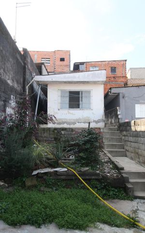 Casa para alugar com 70m², 1 quarto e sem vagaQuintal