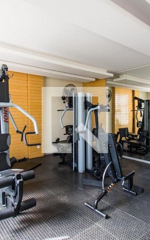 Apartamento para alugar com 155m², 3 quartos e 3 vagas Apartamento para alugar com 155m², 3 quartos e 3 vagasÁrea comum - Academia