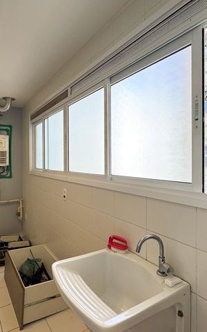 Apartamento para alugar com 155m², 3 quartos e 3 vagas Apartamento para alugar com 155m², 3 quartos e 3 vagasÁrea de Serviço