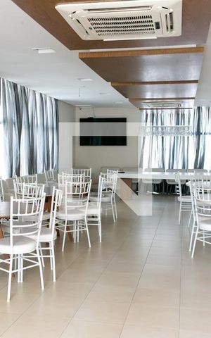 Apartamento para alugar com 155m², 3 quartos e 3 vagas Apartamento para alugar com 155m², 3 quartos e 3 vagasÁrea comum - Salão de festas