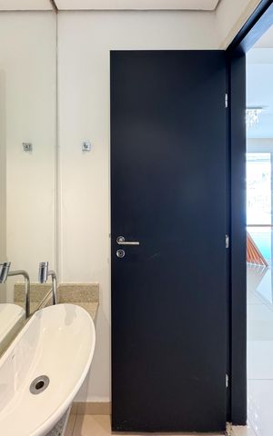 Apartamento para alugar com 155m², 3 quartos e 3 vagas Apartamento para alugar com 155m², 3 quartos e 3 vagasLavabo