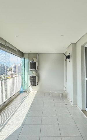 Apartamento para alugar com 155m², 3 quartos e 3 vagas Apartamento para alugar com 155m², 3 quartos e 3 vagasSacada