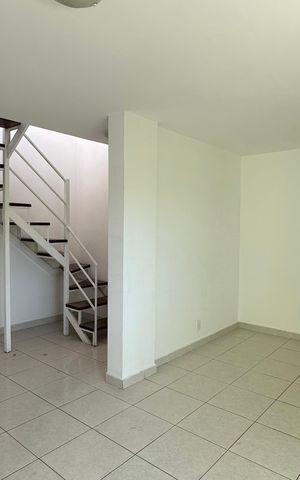 Apartamento à venda com 89m², 3 quartos e 1 vaga Apartamento à venda com 89m², 3 quartos e 1 vagaSala