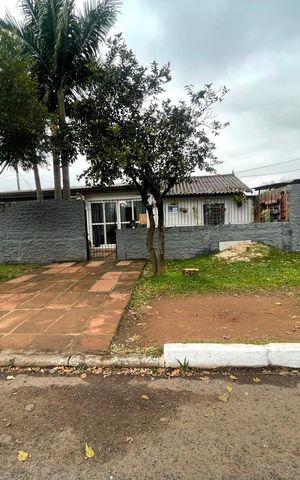 Casa para alugar com 100m², 2 quartos e 1 vaga Casa para alugar com 100m², 2 quartos e 1 vagaFachada