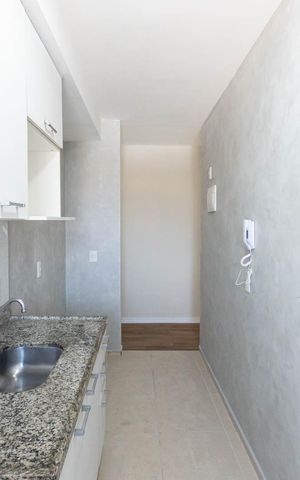 Apartamento à venda com 73m², 2 quartos e 1 vagaCozinha e Área de Serviço