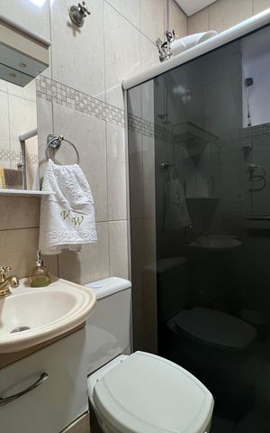 Casa à venda com 400m², 4 quartos e 6 vagas Casa à venda com 400m², 4 quartos e 6 vagasBanheiro Social