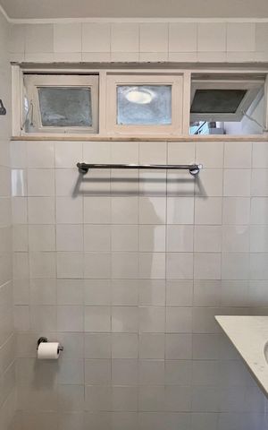 Apartamento para alugar com 90m², 3 quartos e 1 vaga Apartamento para alugar com 90m², 3 quartos e 1 vagaBanheiro da Suíte