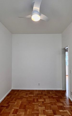 Apartamento para alugar com 90m², 3 quartos e 1 vaga Apartamento para alugar com 90m², 3 quartos e 1 vagaSuite