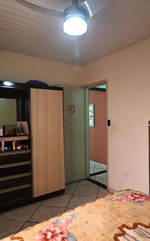 Casa à venda com 138m², 2 quartos e 2 vagas Casa à venda com 138m², 2 quartos e 2 vagasQuarto 1