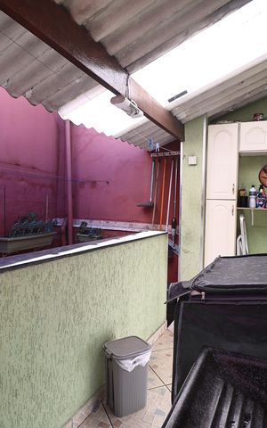Casa à venda com 138m², 2 quartos e 2 vagas Casa à venda com 138m², 2 quartos e 2 vagasLavanderia