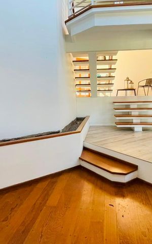 Casa de condomínio para alugar com 600m², 4 quartos e 4 vagas Casa de condomínio para alugar com 600m², 4 quartos e 4 vagasSala