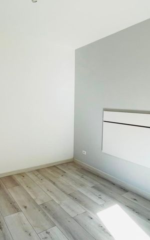 Casa de condomínio para alugar com 600m², 4 quartos e 4 vagas Casa de condomínio para alugar com 600m², 4 quartos e 4 vagasQuarto