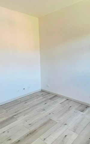 Casa de condomínio para alugar com 600m², 4 quartos e 4 vagas Casa de condomínio para alugar com 600m², 4 quartos e 4 vagasQuarto
