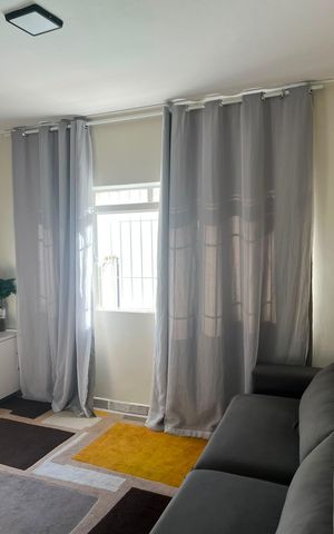 Casa à venda com 248m², 2 quartos e 4 vagas Casa à venda com 248m², 2 quartos e 4 vagasSala