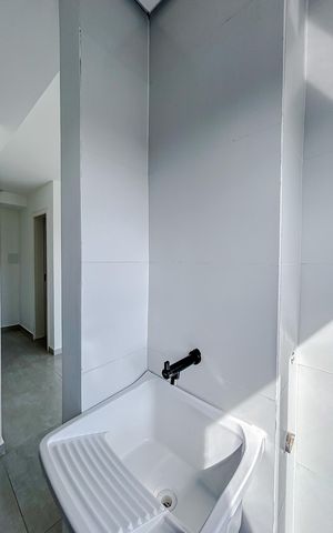 Apartamento à venda com 69m², 2 quartos e sem vagaCozinha e Área de Serviço