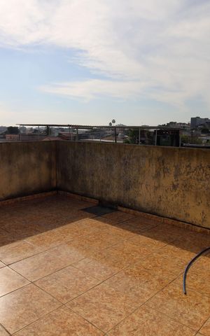 Casa à venda com 300m², 2 quartos e 1 vagaTerraço