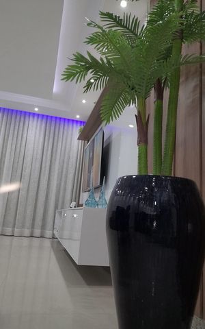 Casa à venda com 198m², 3 quartos e 4 vagas Casa à venda com 198m², 3 quartos e 4 vagasSala