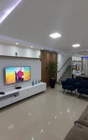 Casa à venda com 198m², 3 quartos e 4 vagas Casa à venda com 198m², 3 quartos e 4 vagasSala