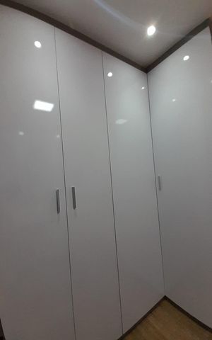 Casa à venda com 198m², 3 quartos e 4 vagas Casa à venda com 198m², 3 quartos e 4 vagasBanheiro