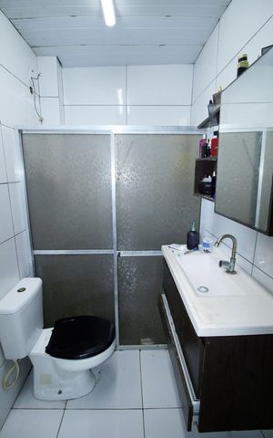 Casa à venda com 300m², 2 quartos e 1 vagaBanheiro Social